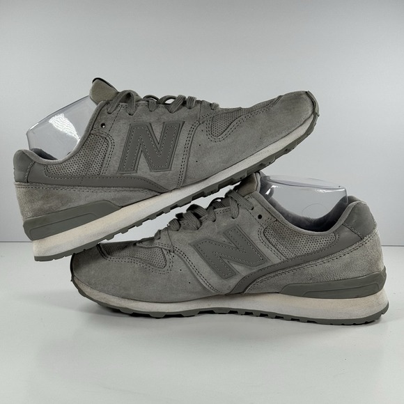 New Balance 696 Suede‎ Gray White Athletic Running Shoes Sneakers Women's 9.5 - Picture 7 of 10